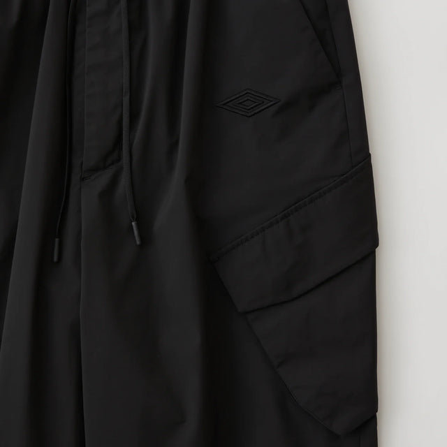 WM × UMBRO EASY CARGO PANTS BLACK